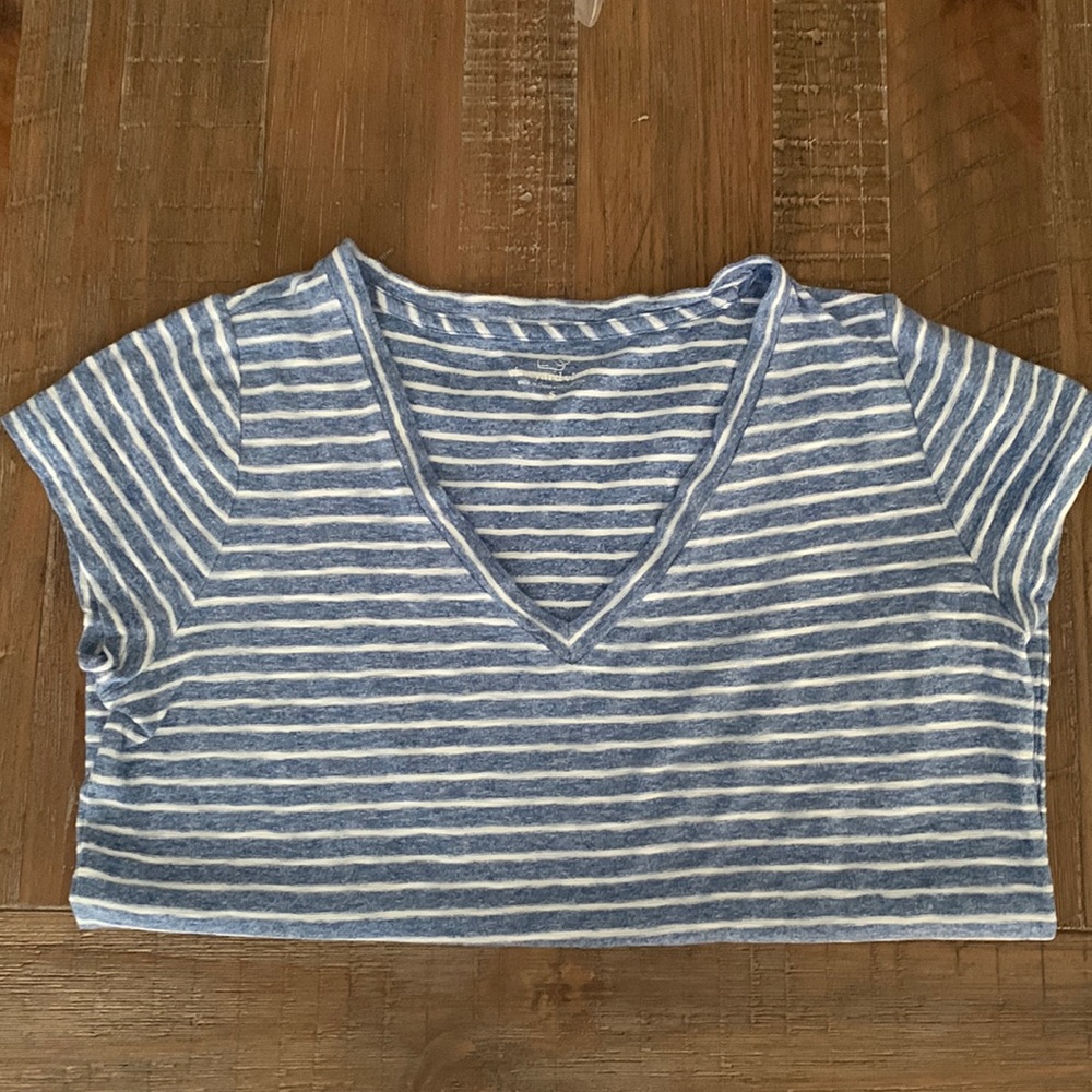 Vineyard Vines Small V-Neck Slub Tee